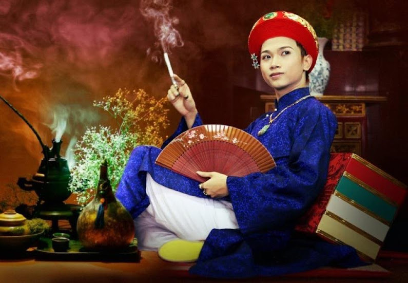 Hầu đồng Ông Hoàng Bảy Bảo Hà