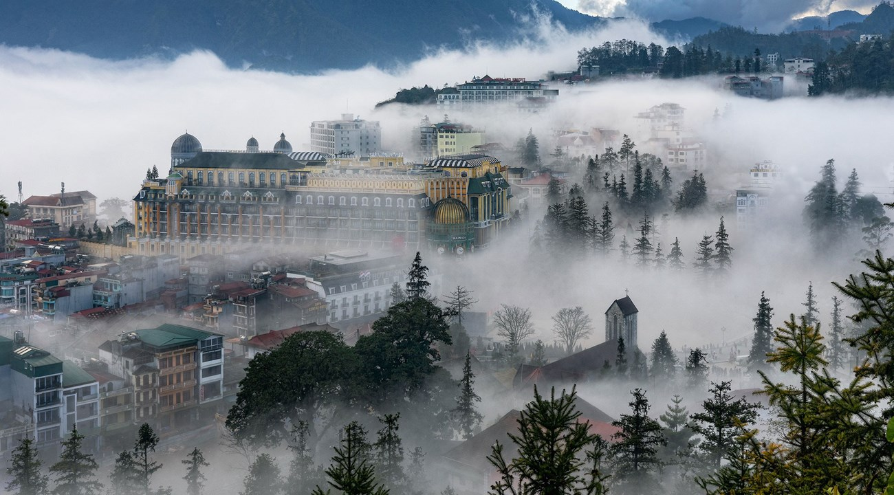 A misty fog enveloped the town of Sapa in the early morning