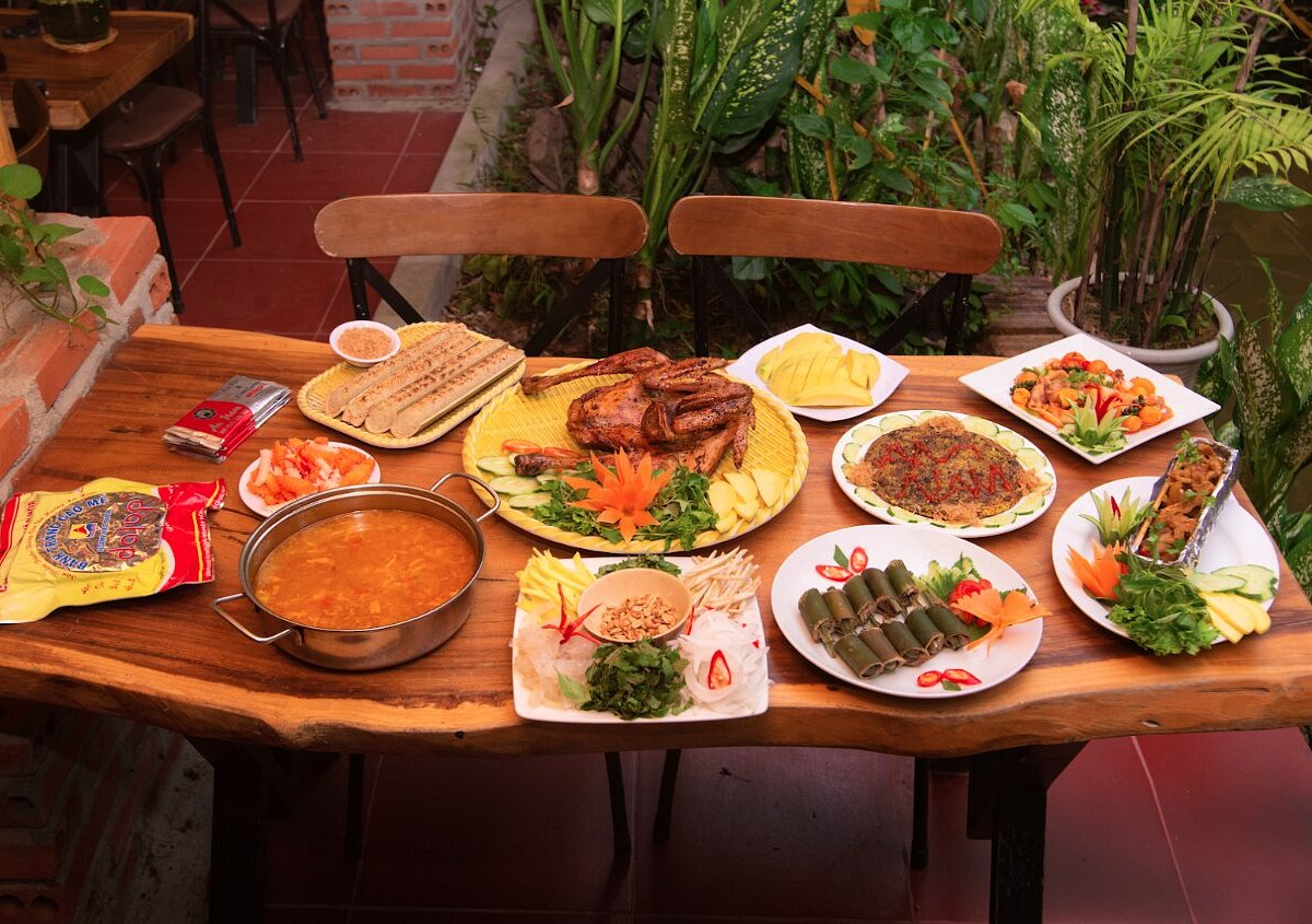 Du khách nên ưu tiên những địa chỉ có lượng khách ổn định.