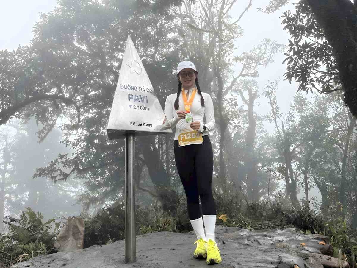 Người trekking chạm mốc Pavi Hoàng Liên, cảm nhận dấu ấn di sản.