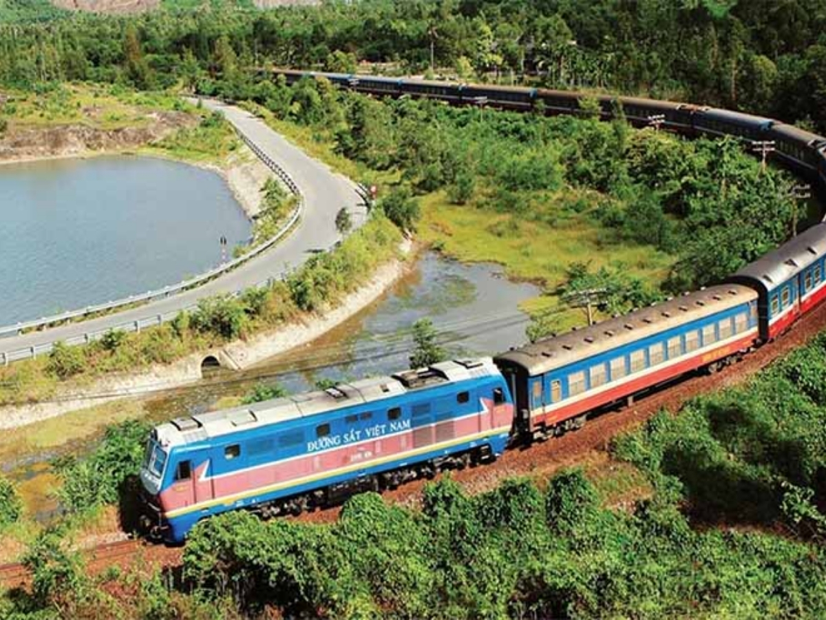 Loại tàu của Đường sắt Việt Nam rất được du khách ưa chuộng.