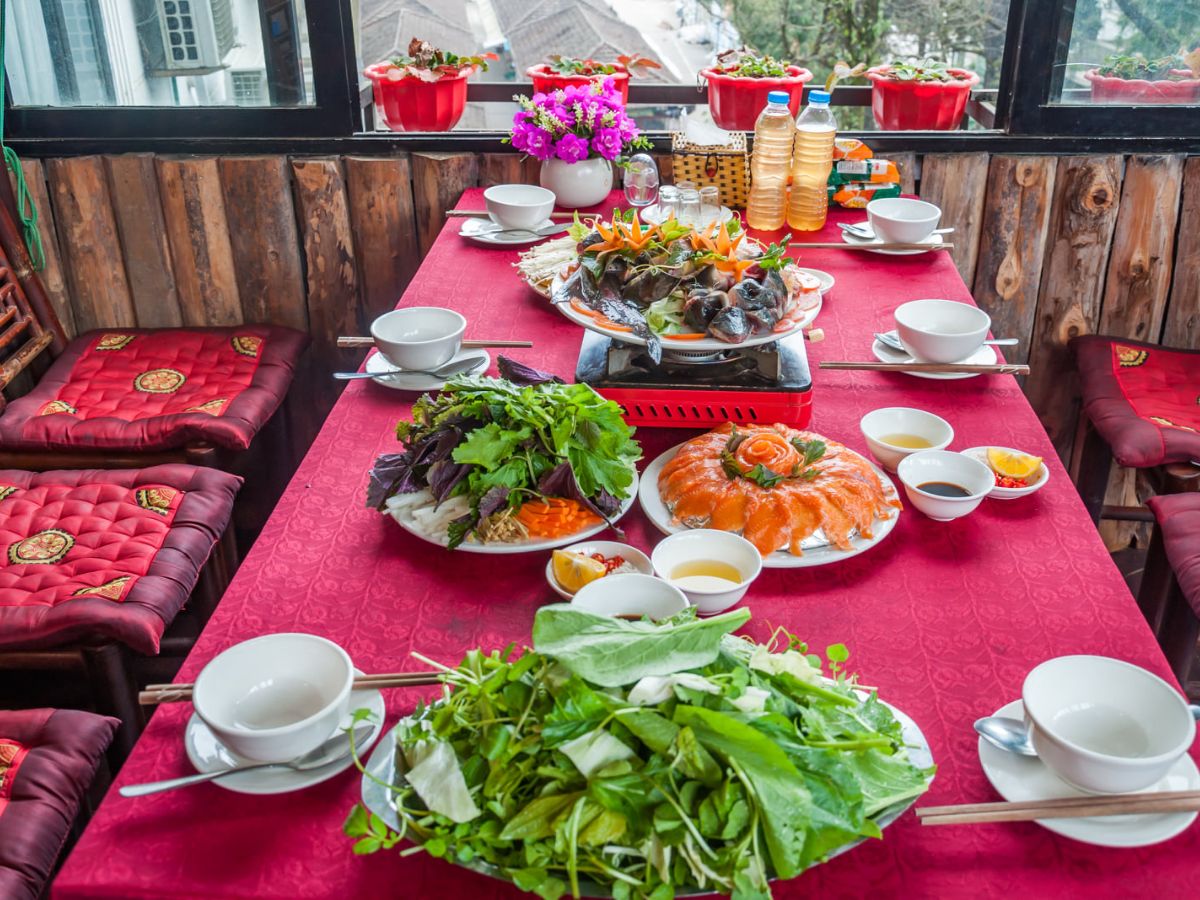 Thực đơn kết hợp hài hòa giữa ẩm thực Á – Âu. (Nguồn: Sưu tầm)