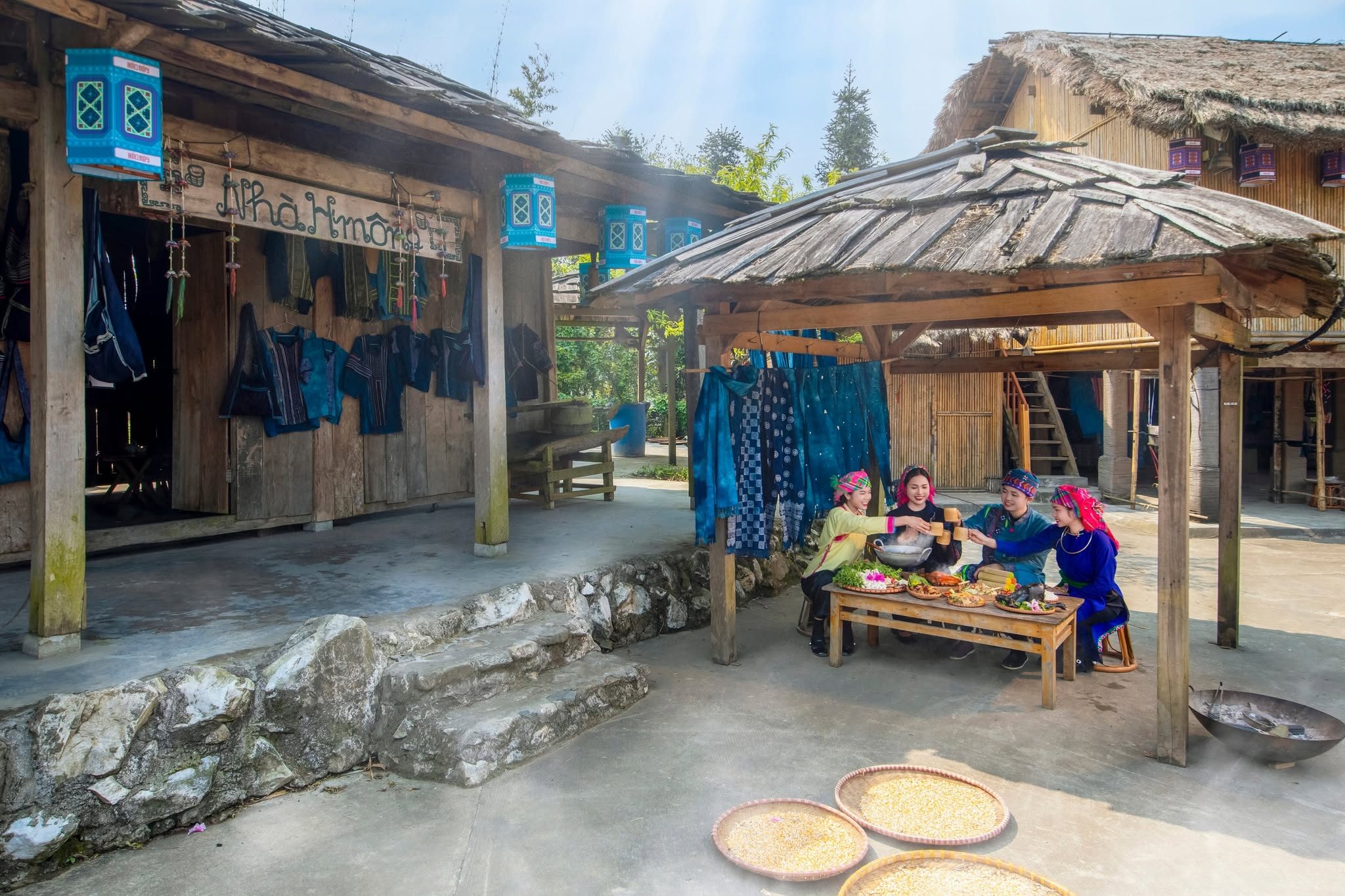 Bản Mây tái hiện không gian sinh hoạt truyền thống của nhiều dân tộc vùng cao Tây Bắc