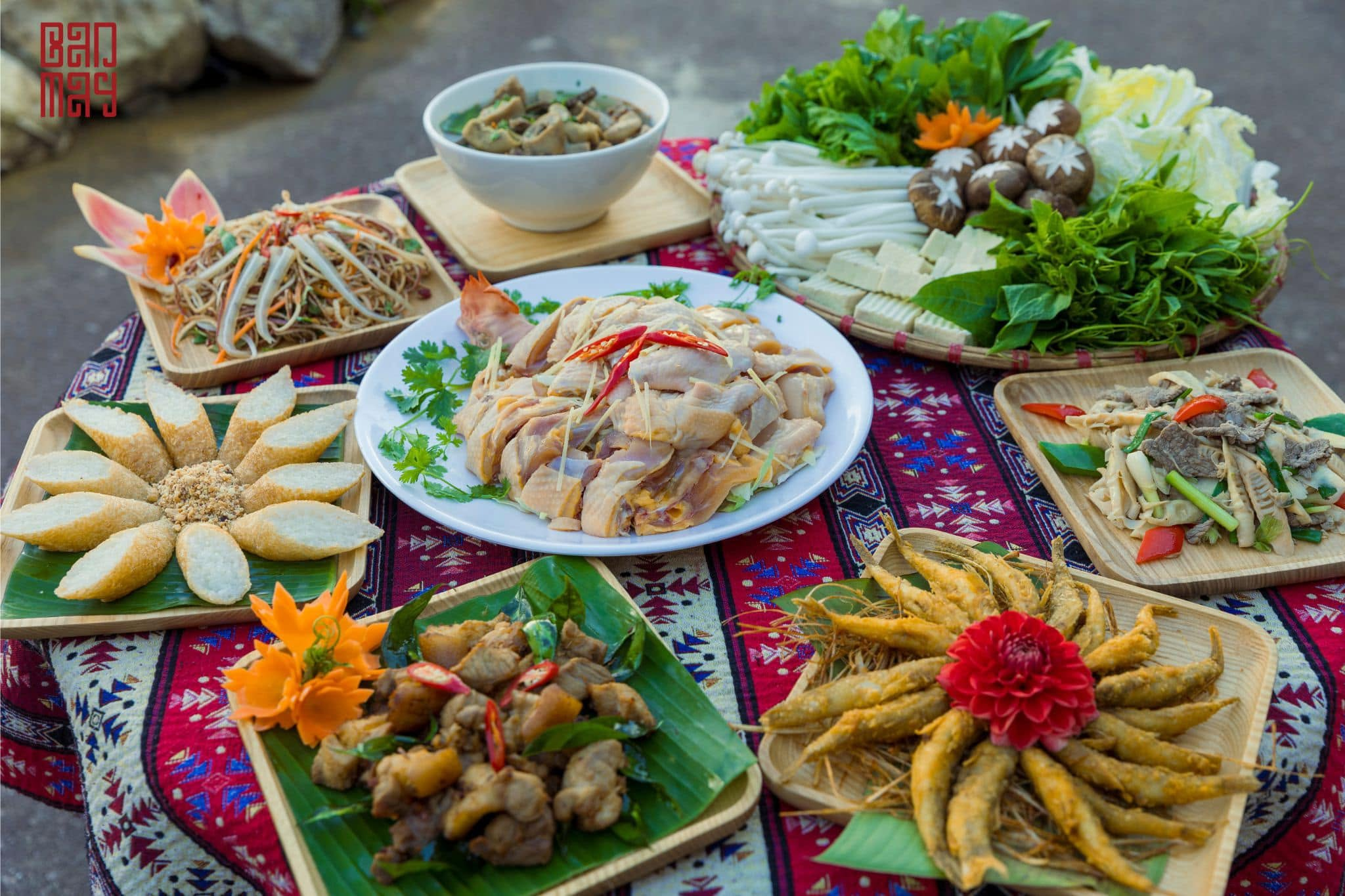 Các món ăn dân tộc tại Bản Mây hấp dẫn du khách trải nghiệm