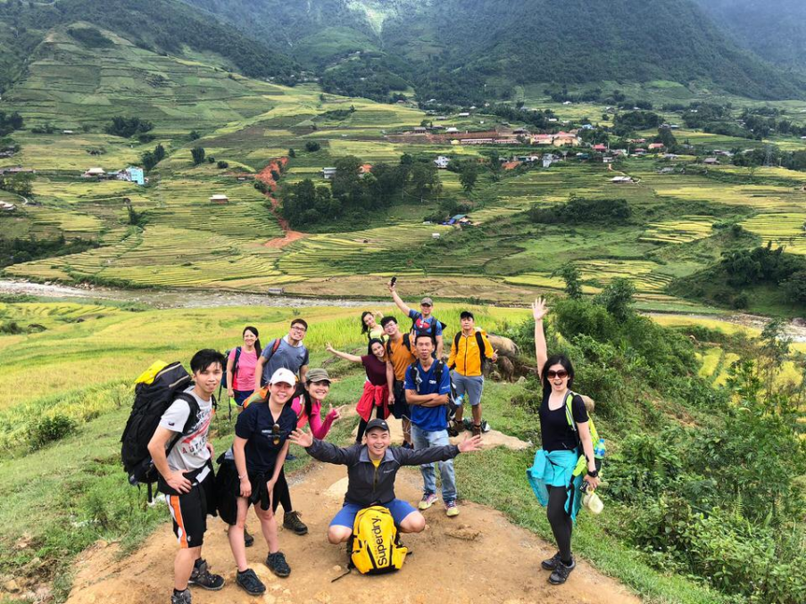 旅客盡享穿梭於沙壩村落的健行樂趣