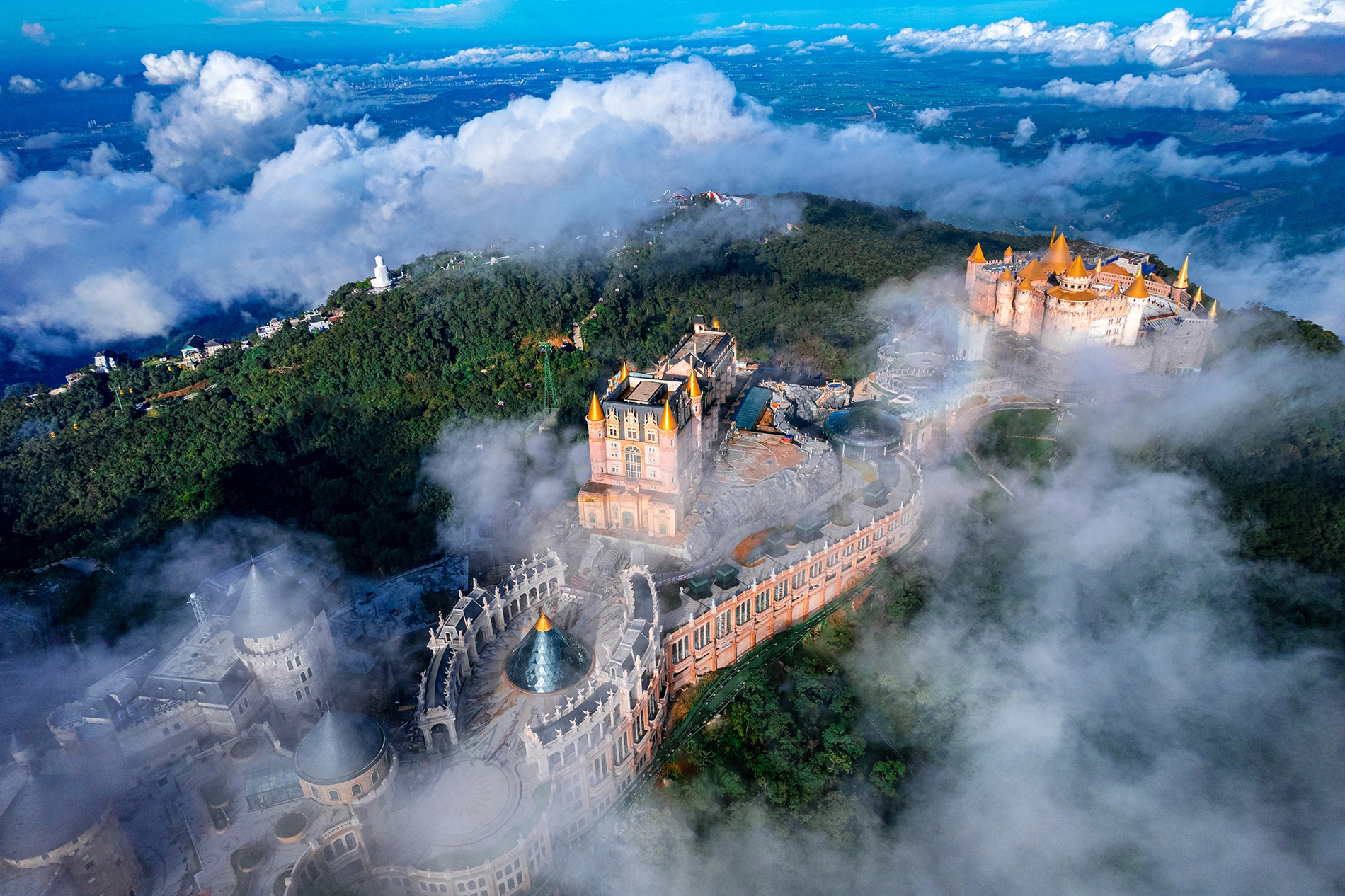 巴拿山提供多元豐富的旅遊體驗,等待旅客探索