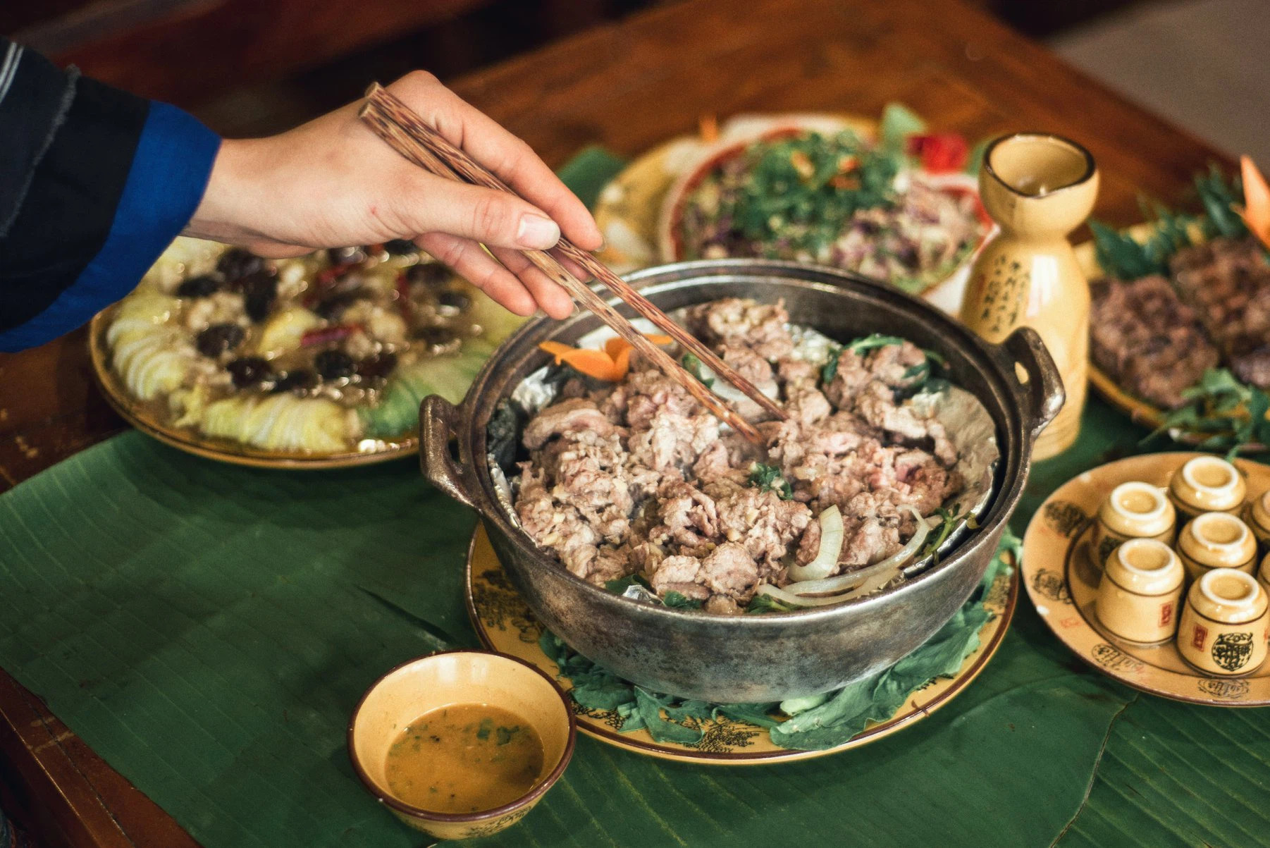 旅客可在兩地品嚐多樣化的特色美食