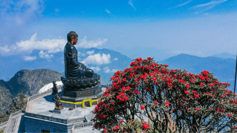The Great Buddha Statue in Fansipan