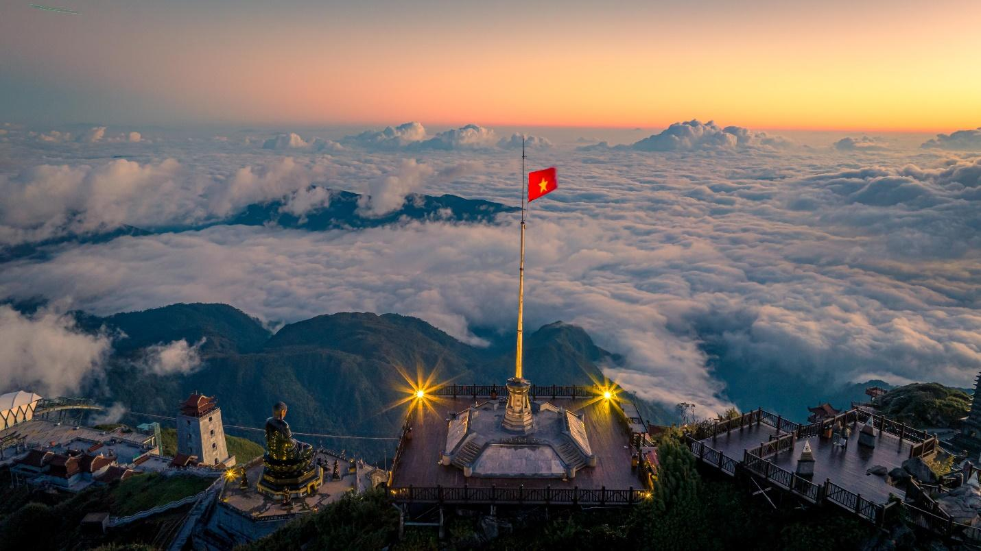 Visitors should spend the morning exploring Fansipan peak and the spiritual complex
