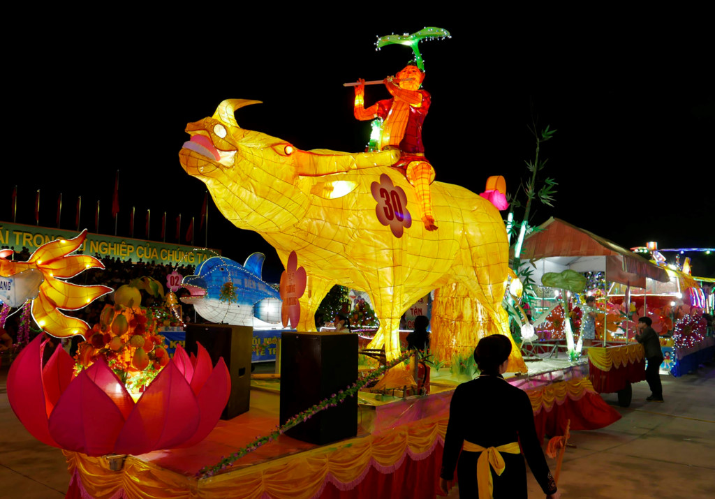 Không khí Trung thu sôi động tại Sa Pa