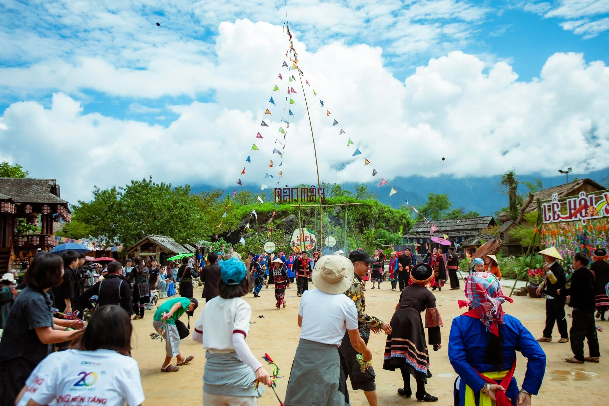 Couples experiencing traditional culture at May Village