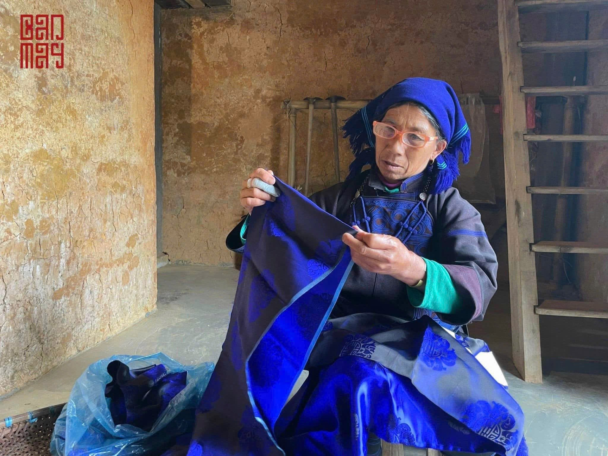 Visitors can experience making traditional handicrafts firsthand at May Village