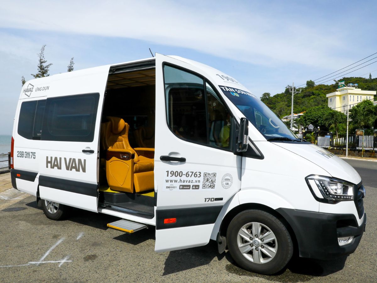 Đặt vé xe limousine Hà Nội Nghĩa Lộ nhanh chóng và dễ dàng. (Nguồn: Sưu tầm)