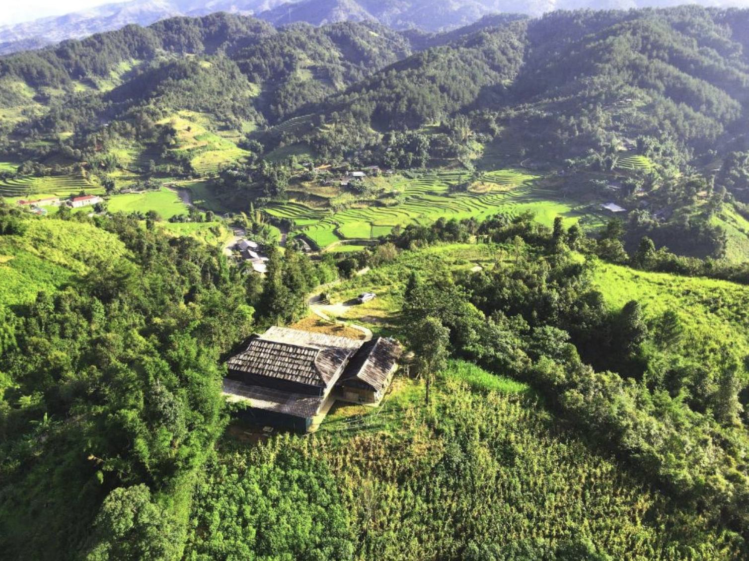 Khung cảnh nổi bật với ruộng bậc thang rộng lớn của núi rừng Tây Bắc. (Nguồn: Sưu tầm)