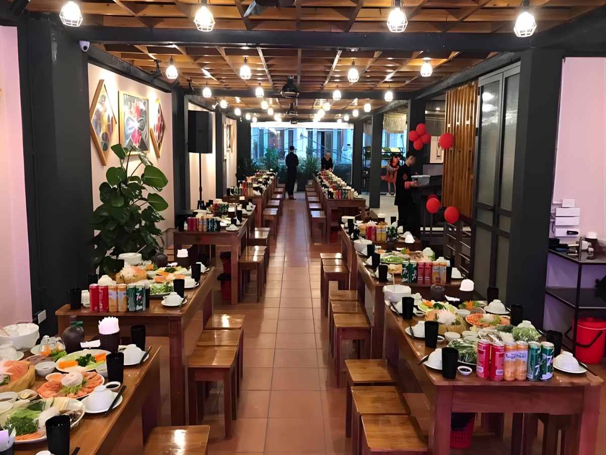 Nhận biết chuẩn để lựa chọn quán ăn phù hợp giúp tối ưu thời gian và chi phí du lịch. (Nguồn: Sưu tầm)