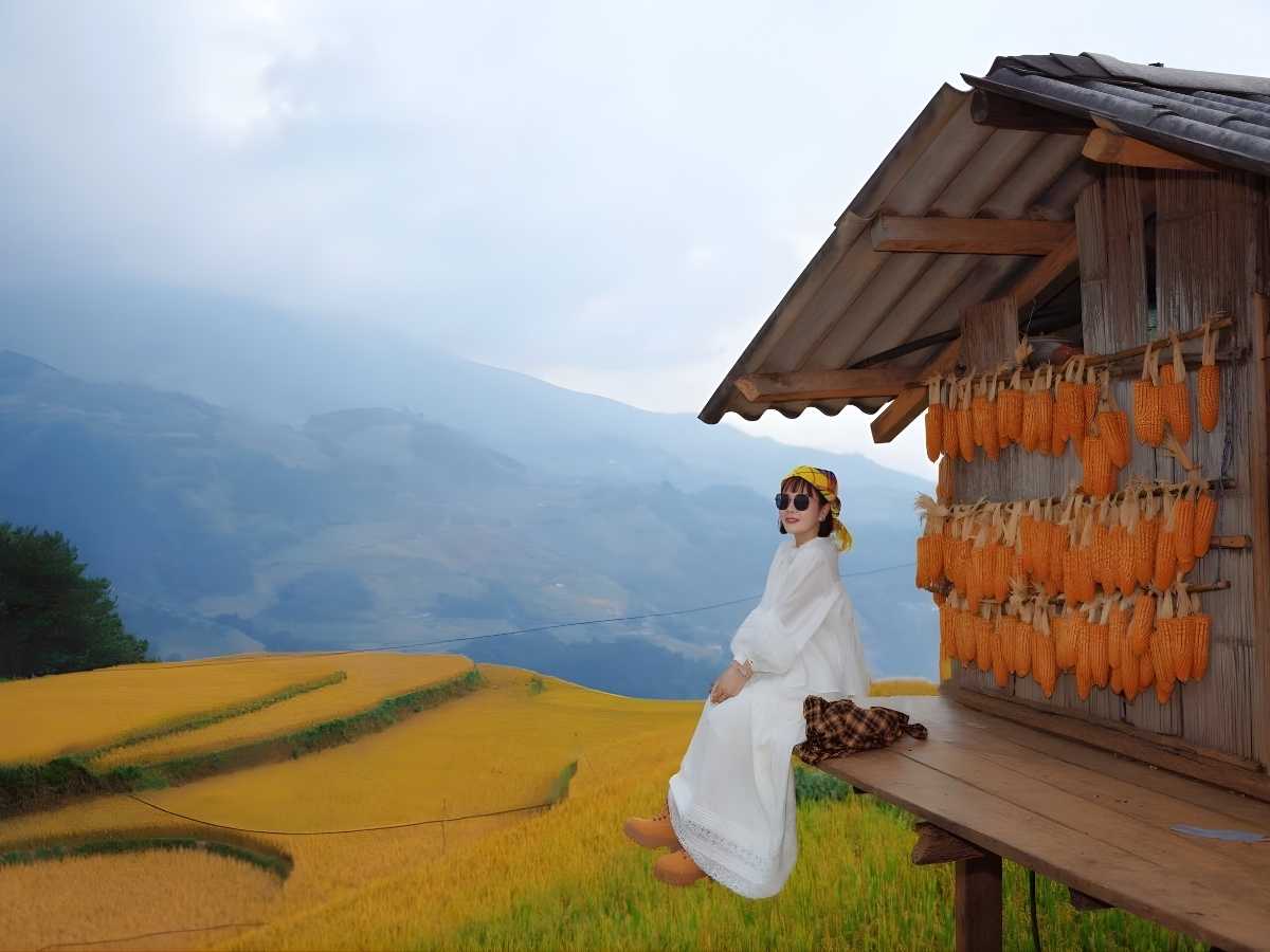 Du khách chuẩn bị trang phục gọn nhẹ, giày thể thao và vật dụng cần thiết để thuận tiện di chuyển vùng núi Tây Bắc. (Nguồn: Sưu tầm)