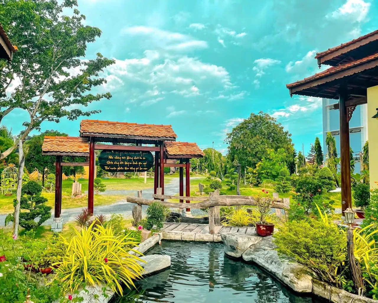 Không gian thanh tịnh của quán chay Phước Lạc Tâm