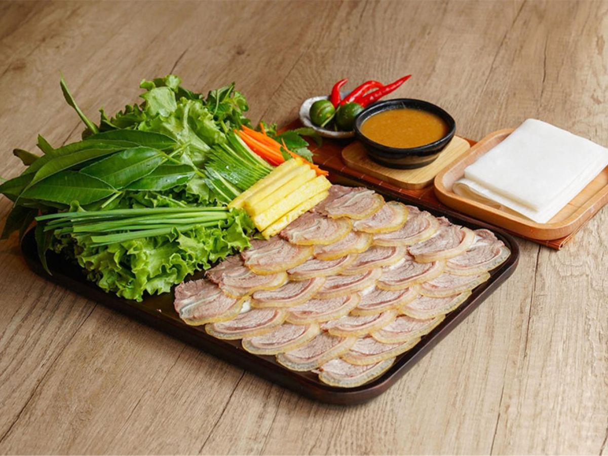 Bò tơ Tây Ninh - đặc sản nên thử khi du lịch Tây Ninh 1 ngày