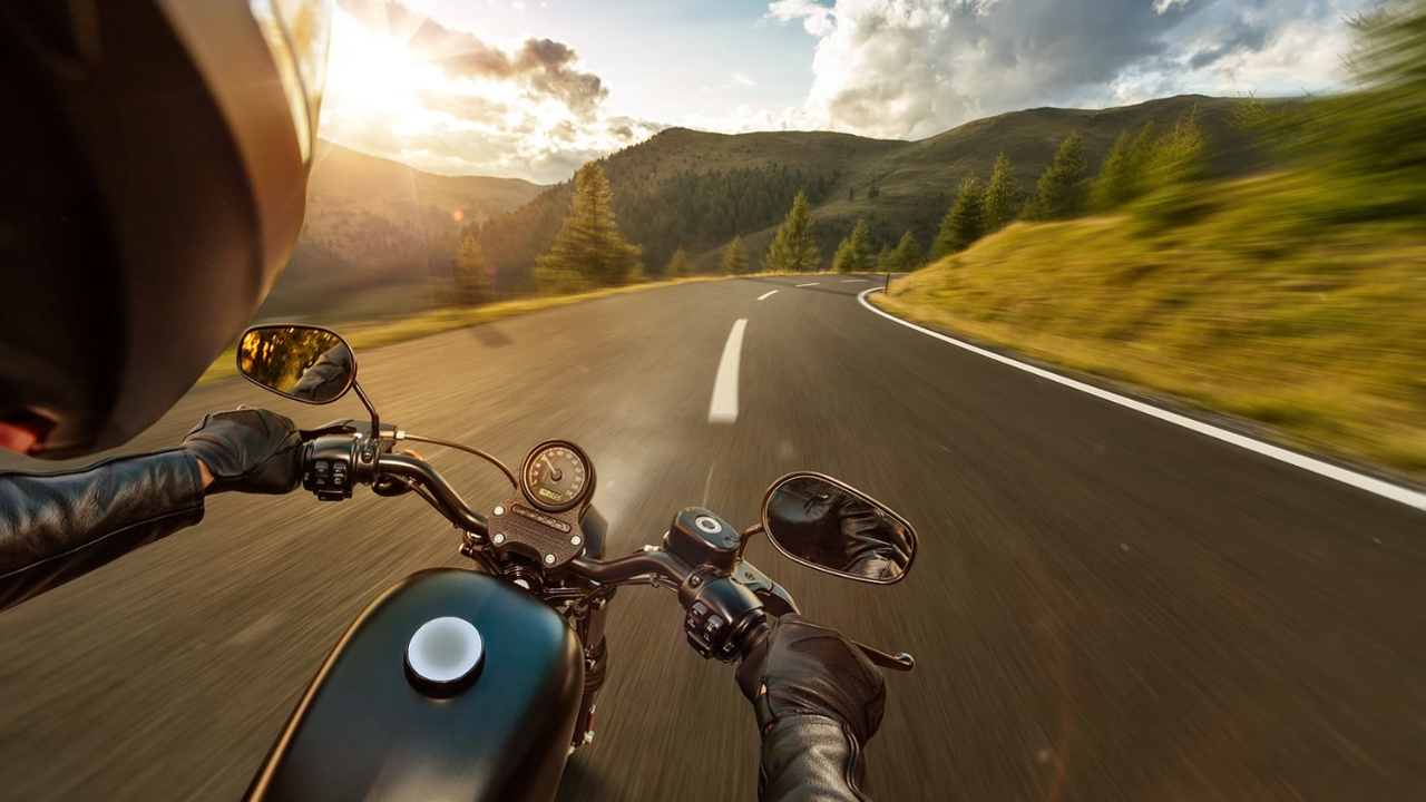 Đường đến Tây Ninh rất thuận tiện nên du khách có thể lựa chọn bất kỳ phương tiện nào.