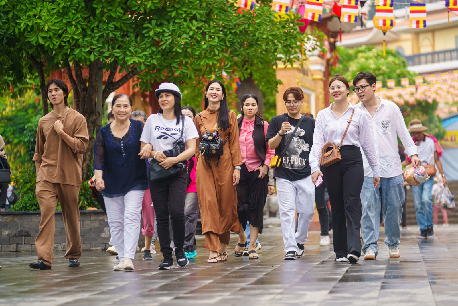 Hãy cân nhắc trong việc lựa chọn tour du lịch Tây Ninh phù hợp với các thành viên để chuyến đi thật trọn vẹn.