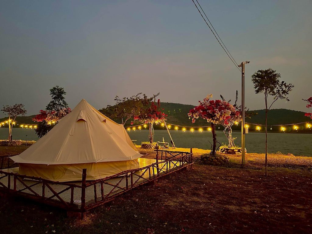 Không gian cắm trại tựa cổ tích tại Bằng Lăng Glamping.