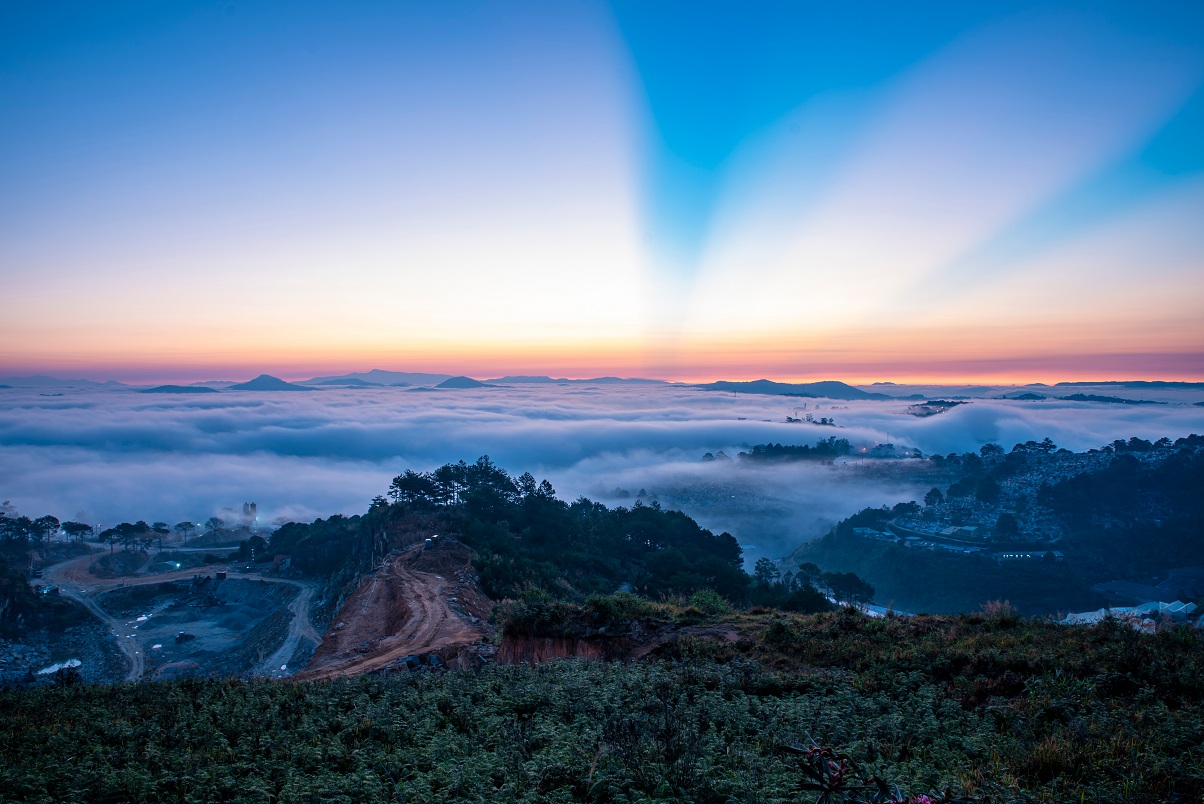 Langbiang Peak, the rooftop of Da Lat