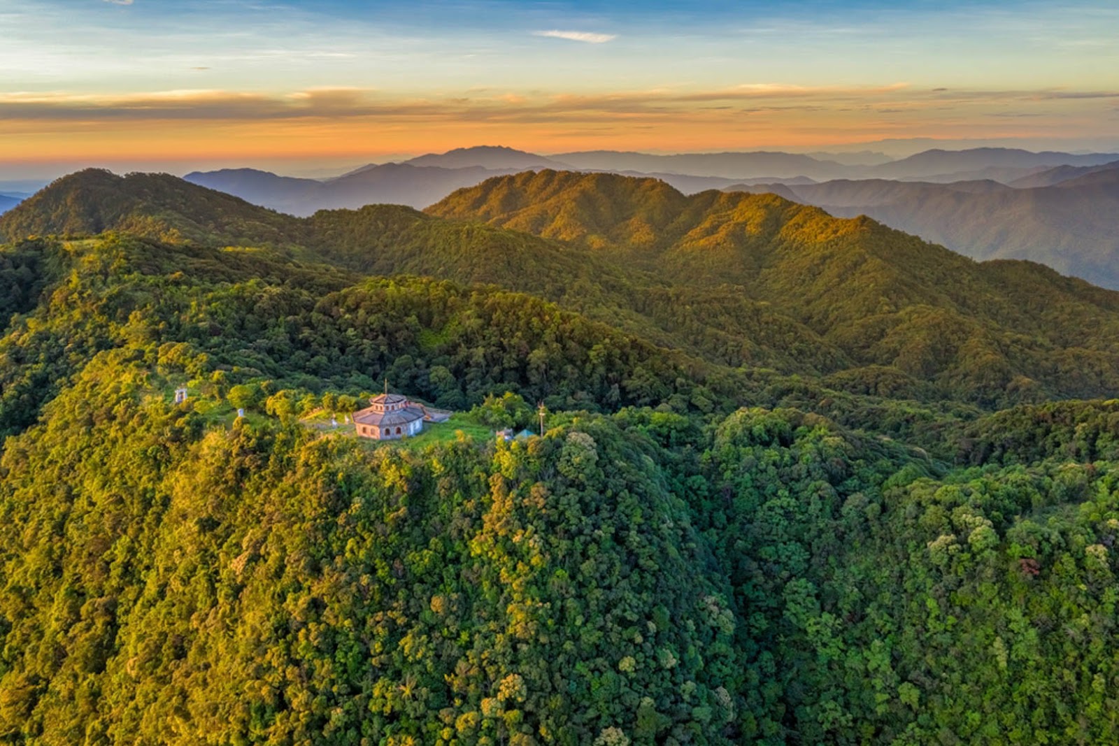 Scenic sights from Vong Hai Dai at Bach Ma Peak