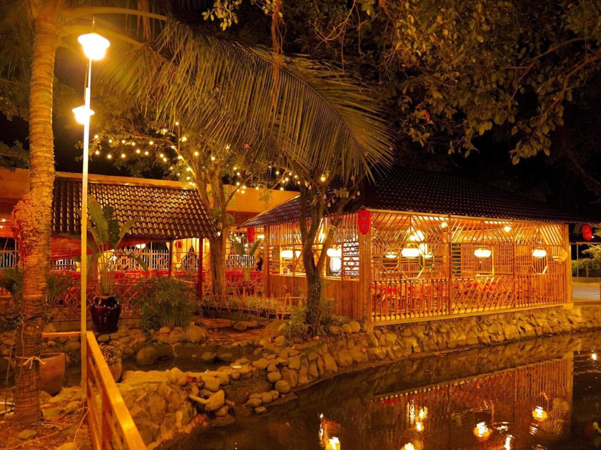 Nhà hàng Làng Tre là quán ăn ở Hòa Thành Tây Ninh ngon.