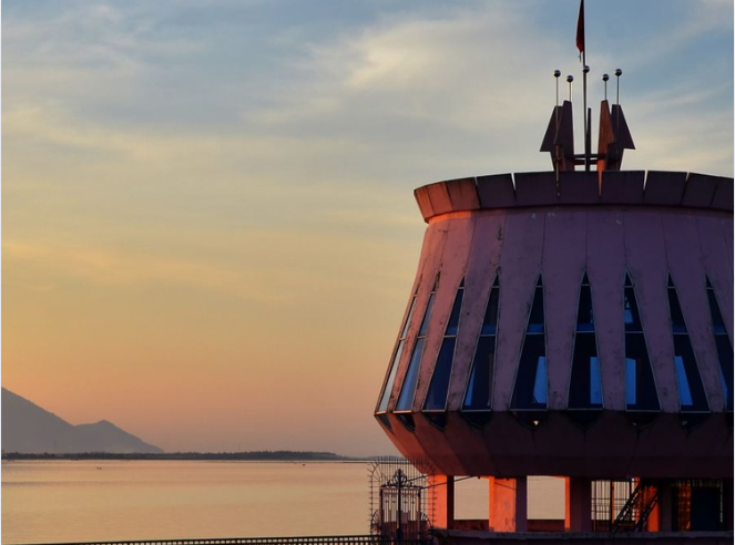 Sunset scene at Dau Tieng Lake.