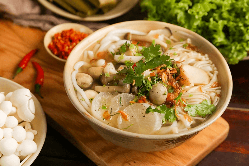 Trang Bang cake soup is inherently a simple, familiar breakfast dish preferred by most indigenous people