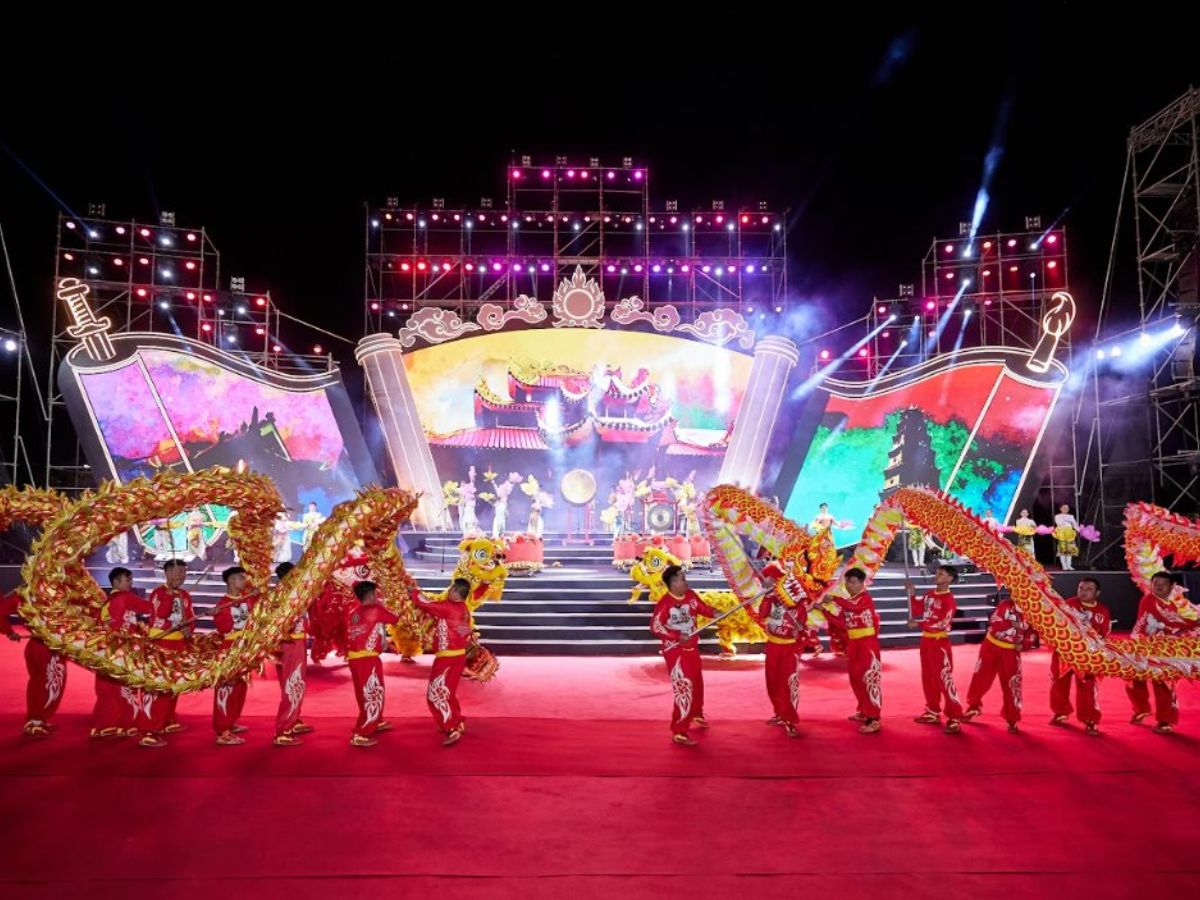 Hội Xuân Núi Bà Đen được tổ chức tại khu du lịch Núi Bà Đen Tây Ninh.