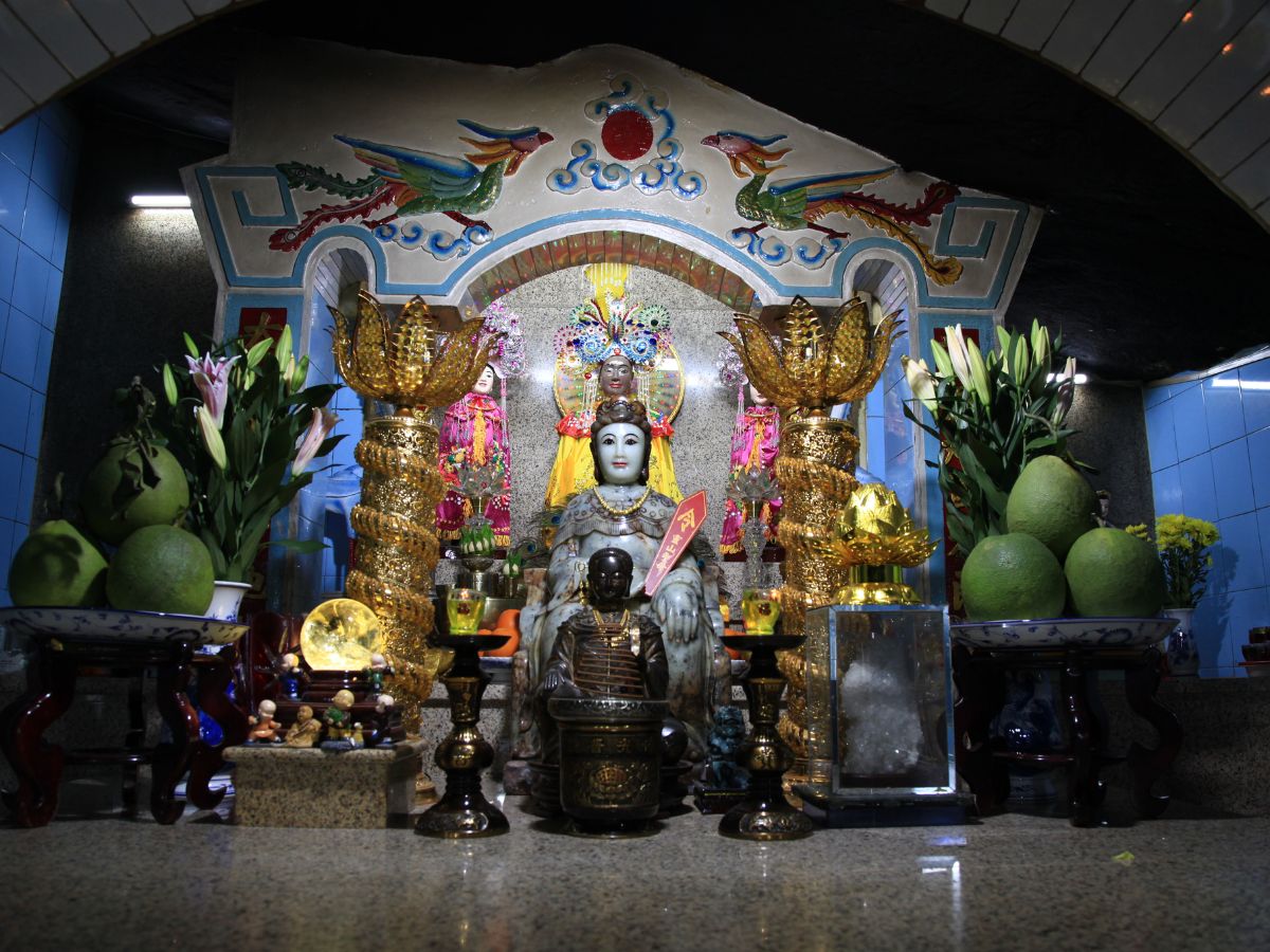 Hội Động Kim Quang giao thoa giữa tín ngưỡng dân gian, đạo Mẫu và Phật giáo tại Nam Bộ.