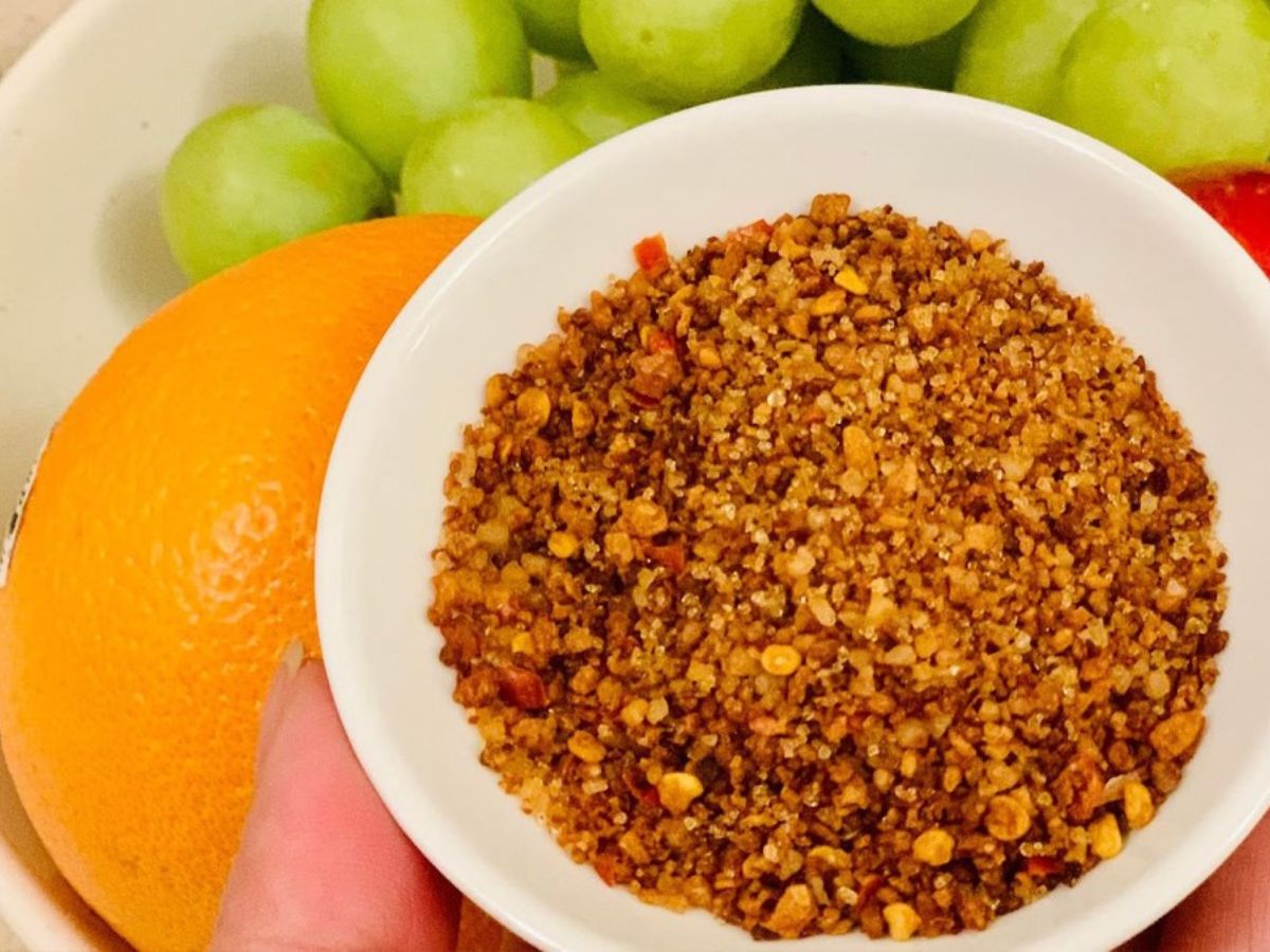 Muối tôm Tây Ninh là sự hòa quyện giữ vị chua cay mặn ngọt.