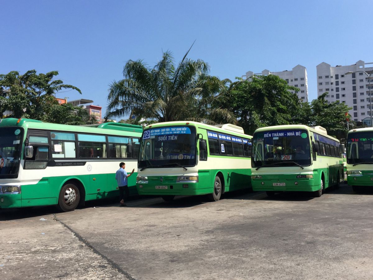 Phương án đi xe buýt từ TP.HCM đến Tây Ninh, là giải pháp tiết kiệm chi phí và an toàn cho du khách.