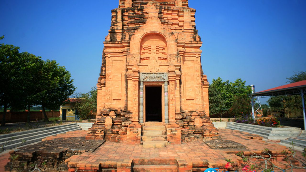 Vết tích quý giá còn sót lại của nền văn minh Óc Eo.