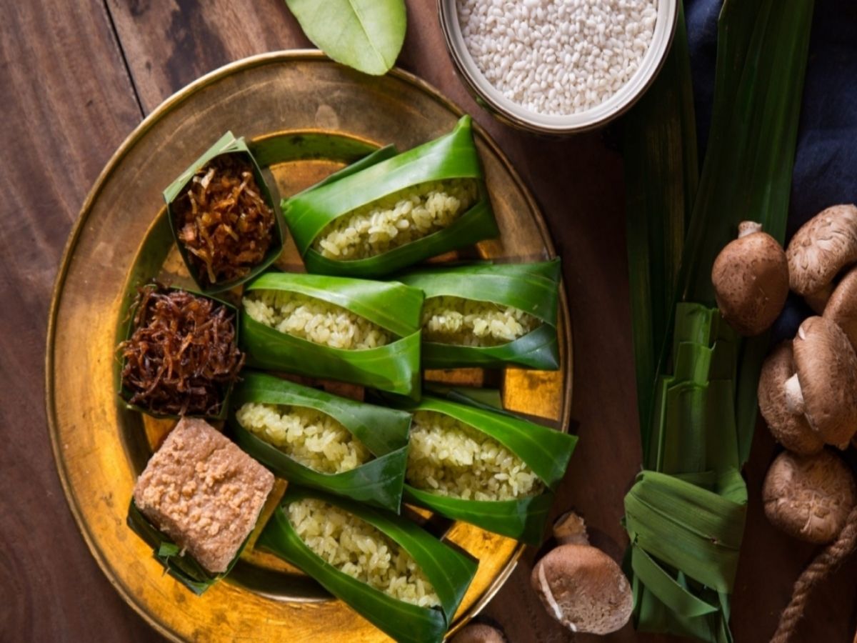 Xôi chay, bánh chay là linh hồn của mâm cỗ Tết Tây Ninh thể hiện màu sắc rực rỡ cùng ý nghĩa tâm linh.