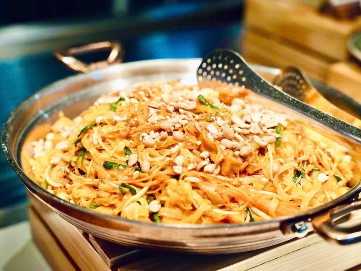 Ẩm thực Sol Kitchen nổi bật với nhiều món ăn truyền thống Tây Ninh và Việt Nam.