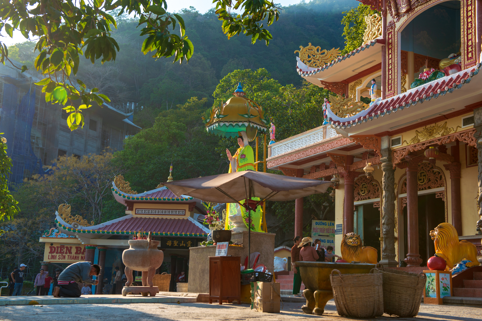 Ngôi chùa mang nhiều giá trị nghệ thuật cho khu du lịch núi Bà Đen.