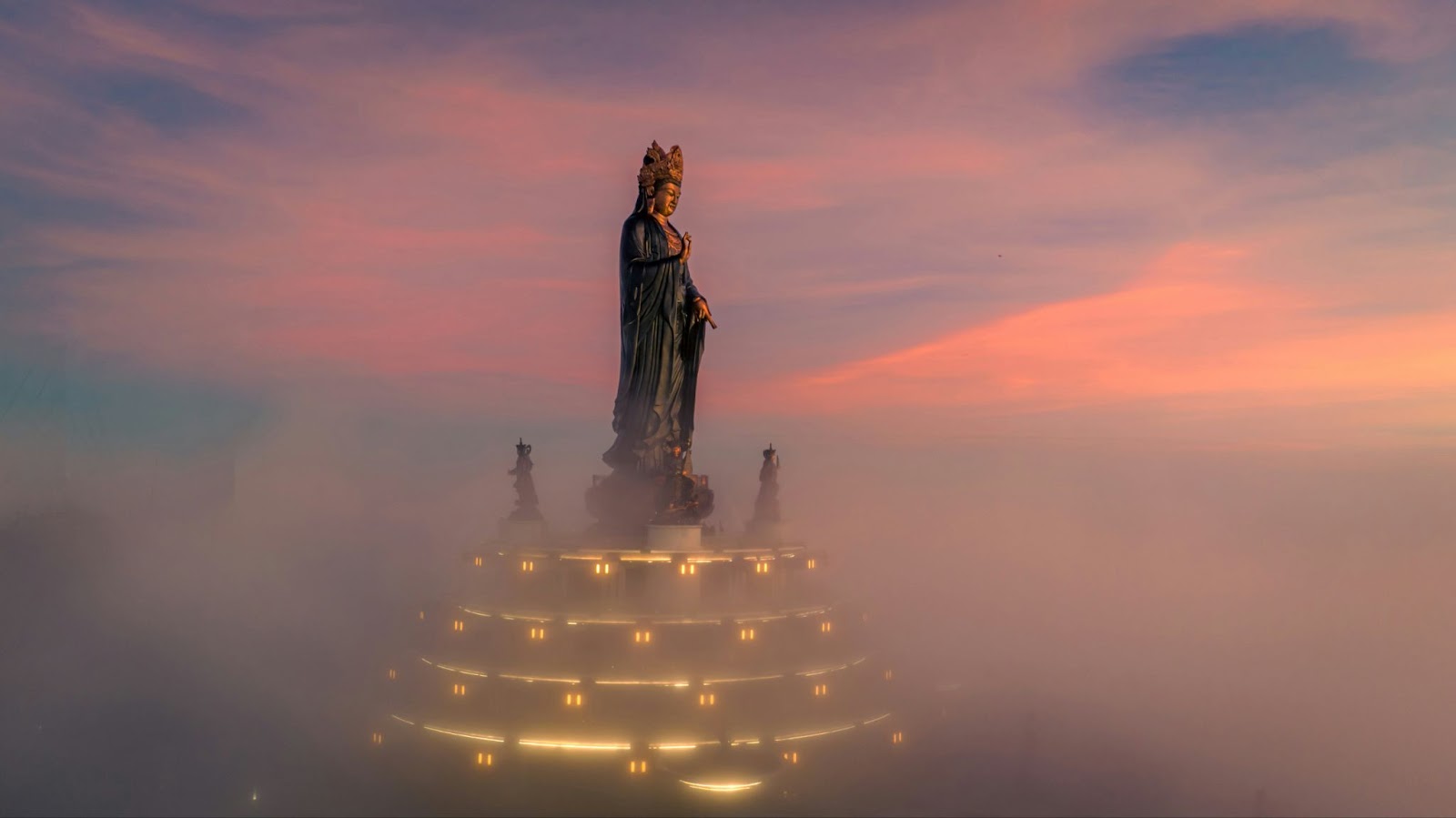 The Buddha Statue has Le Dynasty-inspired lotus motifs symbolizing prayers for favorable rain and wind (Photo: (Photo: Vi Vu Vietnam/Unsplash)