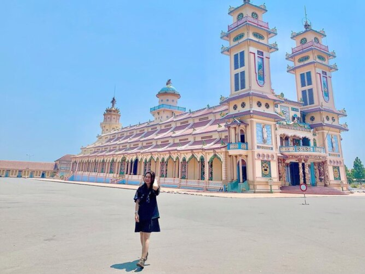 Nhiều du khách check in tại Tây Ninh