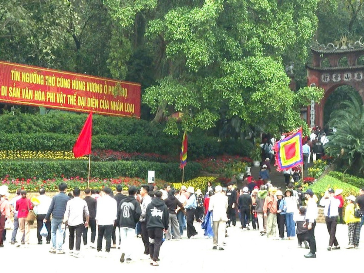 Giỗ Tổ Hùng Vương là một trong những ngày lễ truyền thống quan trọng của dân tộc Việt Nam