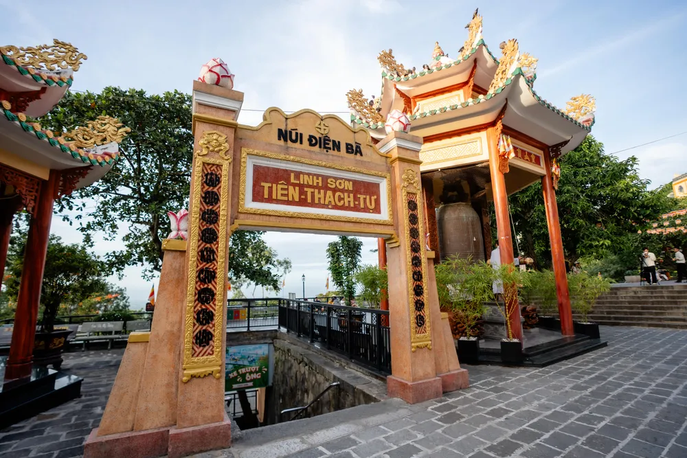 Tuyến Tâm An kết nối quần thể chùa linh thiêng tới đỉnh núi
