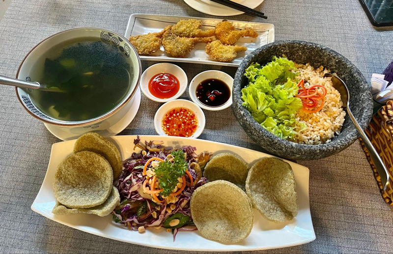 Creative plant-based meals blend local flavors with a modern dining style