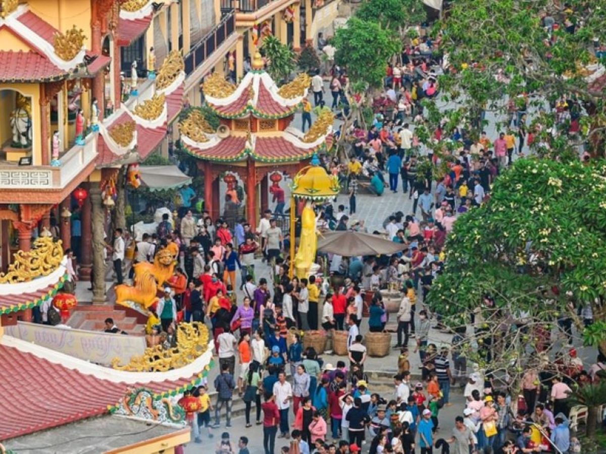 The Ba Den blessing ceremony is deeply intertwined with the spiritual life of people in Tay Ninh and Southern Vietnam