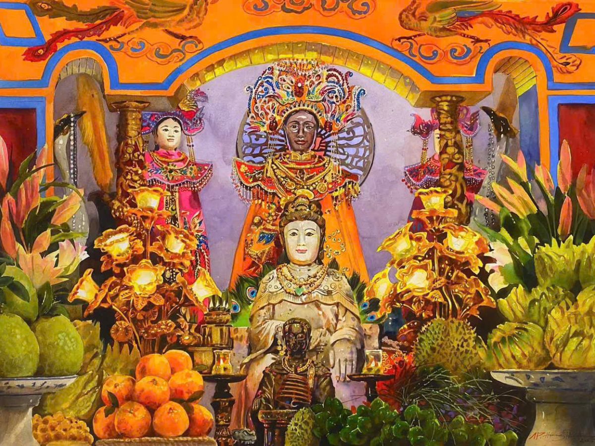 Admiring and visiting Linh Son Thanh Mau Temple with local religious colors.