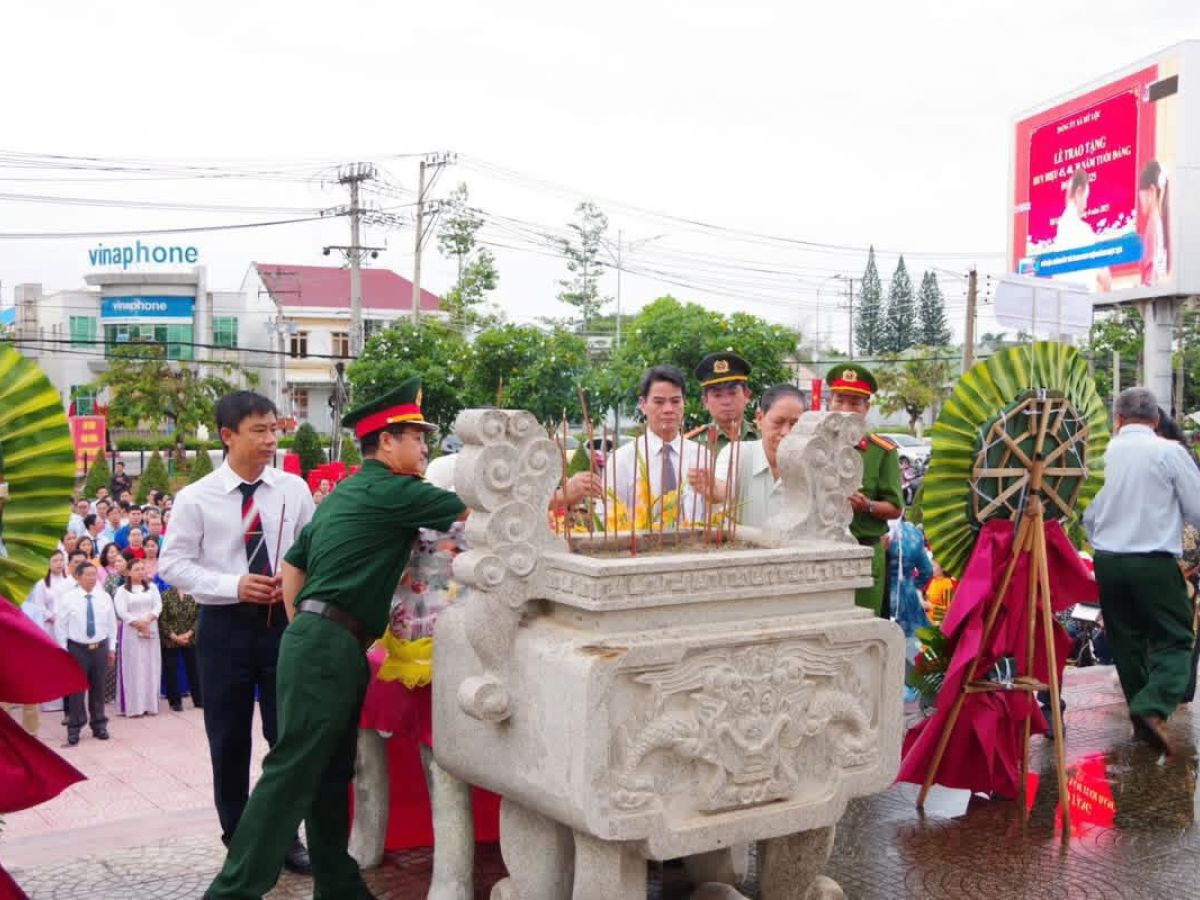 Tượng đài Chiến thắng Junction City là một không gian tưởng niệm quan trọng của Tây Ninh.
