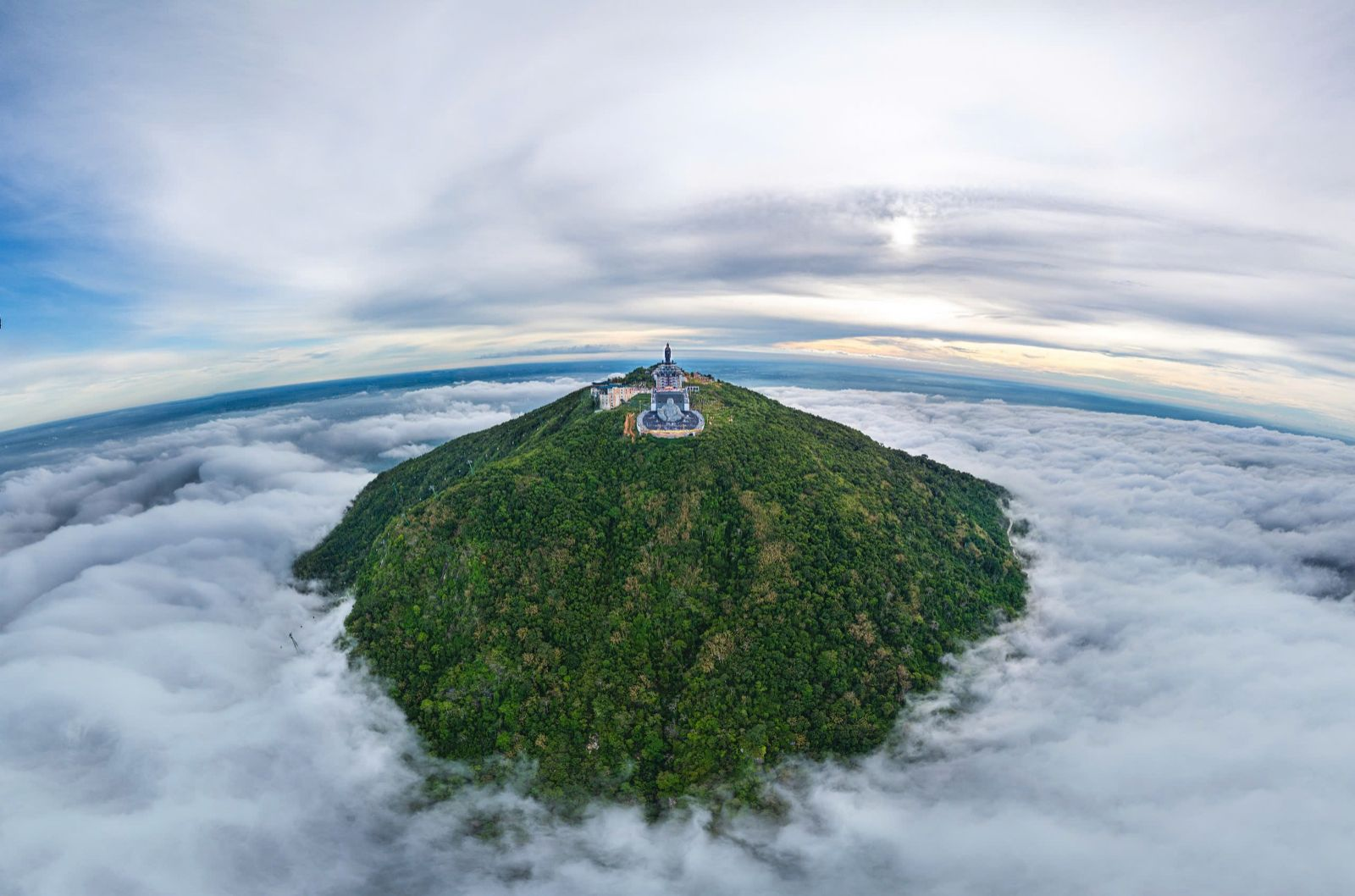 The cool air on top of Ba Den Mountain - a famous tourist destination in Tay Ninh