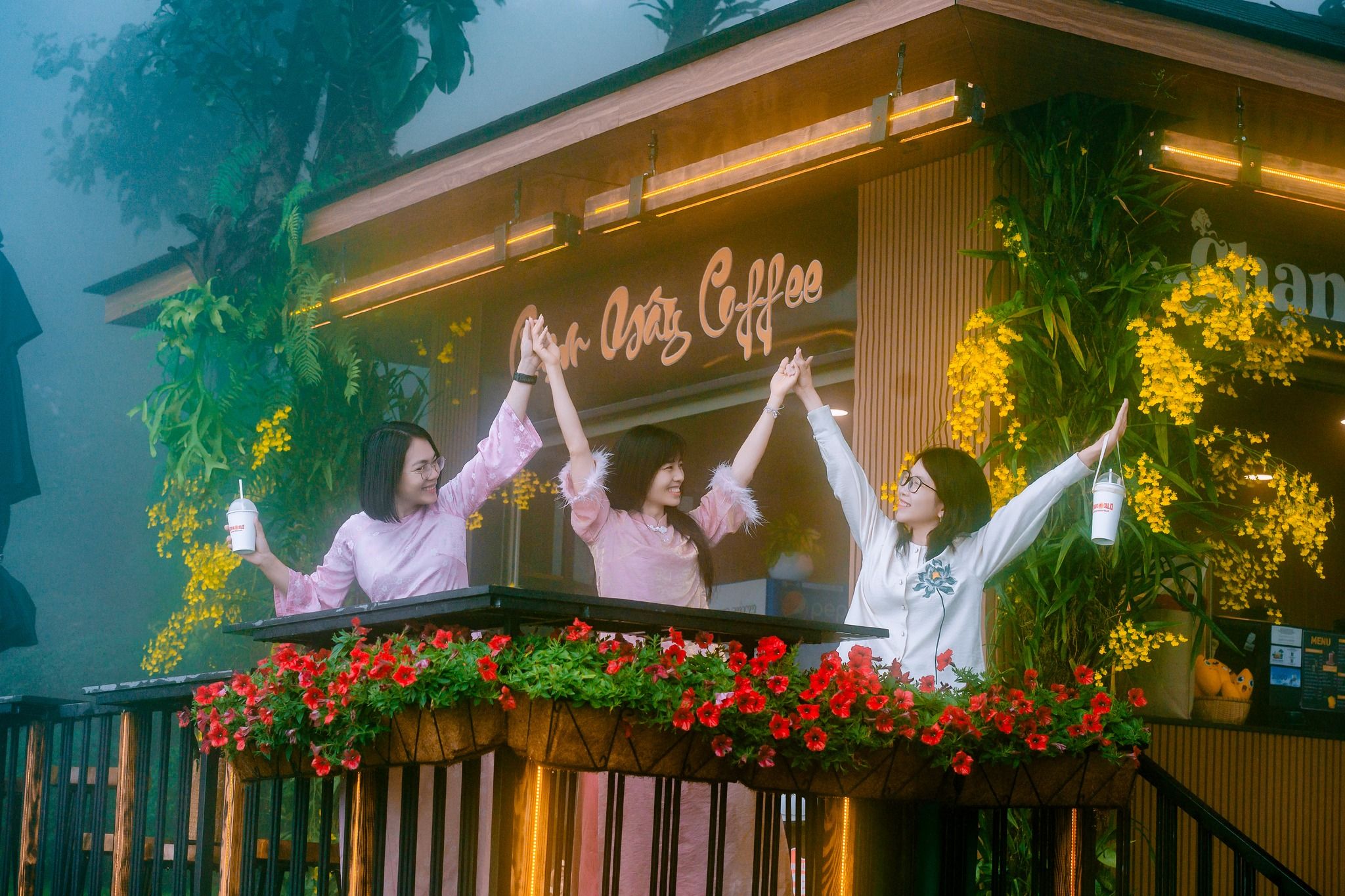 Tourists enjoy the experience of visiting Ba Den Mountain
