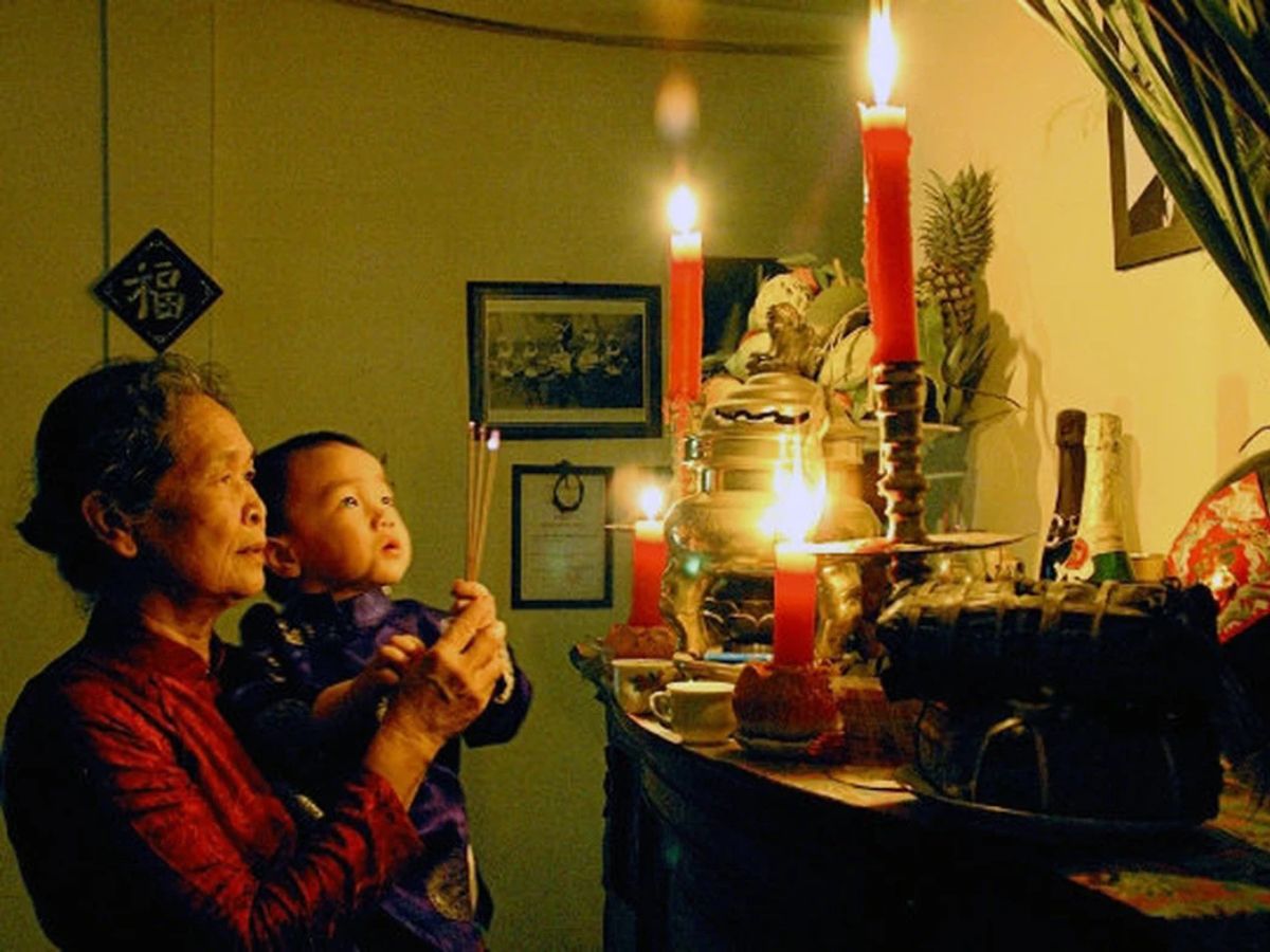 Quá chú trọng vào số lần lạy mà quên mất rằng lòng thành mới là yếu tố quan trọng nhất (Nguồn: Sưu tầm)