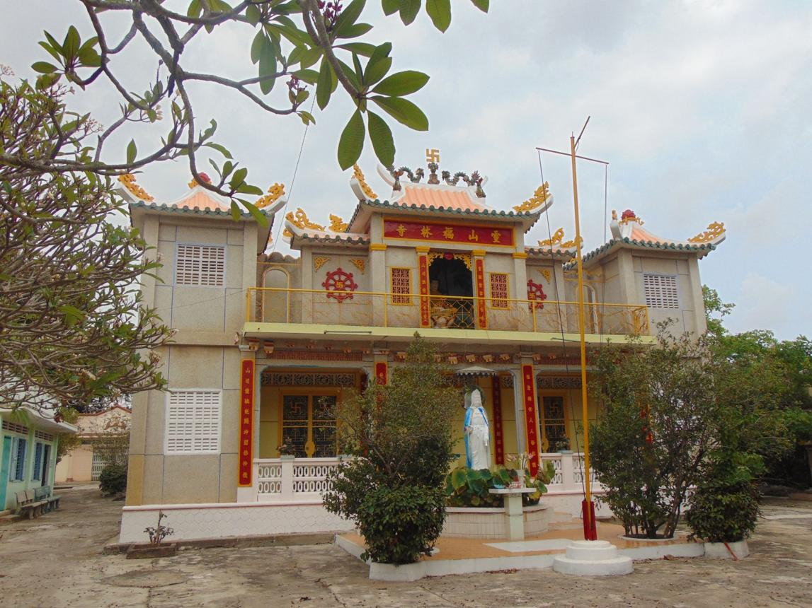 Trải qua nhiều lần trùng tu, chùa Phước Lâm Tân An vẫn gìn giữ những giá trị lịch sử và văn hóa gắn với vùng đất Tân An xưa. (Nguồn: Sưu tầm)